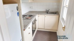 Images for 27 Hill Street Haverfordwest SA61