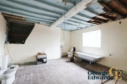 Images for Old Farm House King Street Sileby