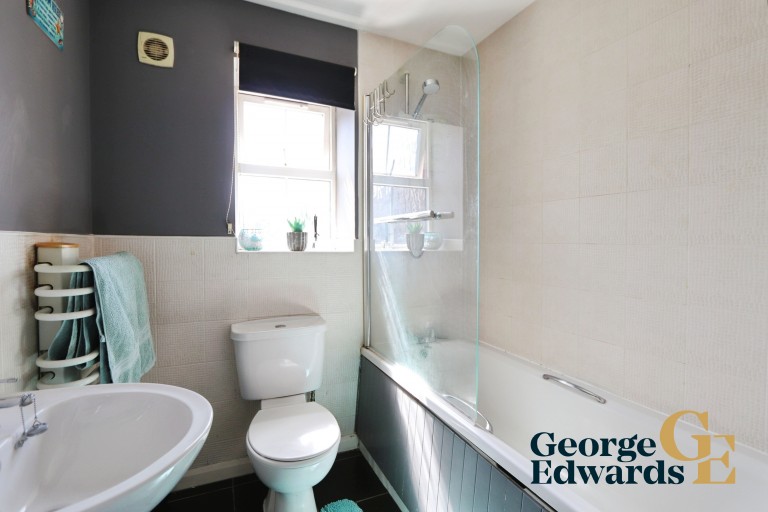 Images for Apartment in Wallis House Box Close Woodville DE11 7GS