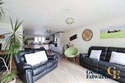 Images for The Old Stables, Oakthorpe, DE12 7RZ.
